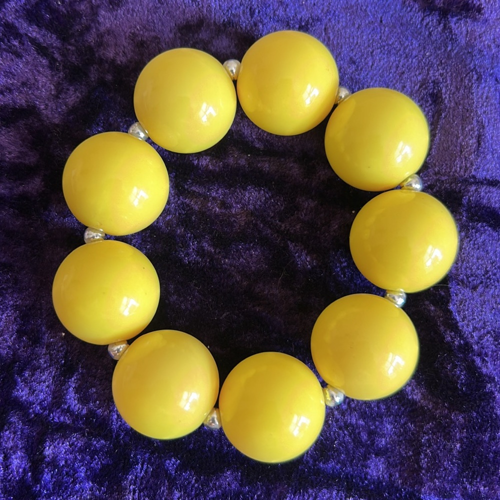 Vintage stretch yellow Beaded Bracelet